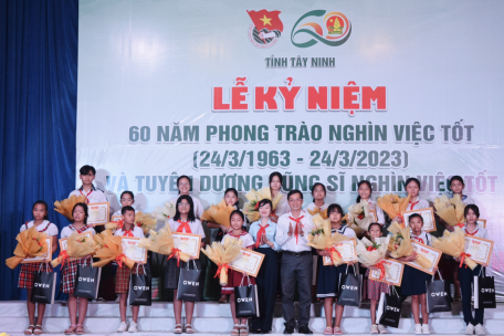 Lễ kỷ niệm 60 năm phong trào Nghìn việc tốt và tuyên dương Dũng sĩ Nghìn việc tốt tỉnh Tây Ninh