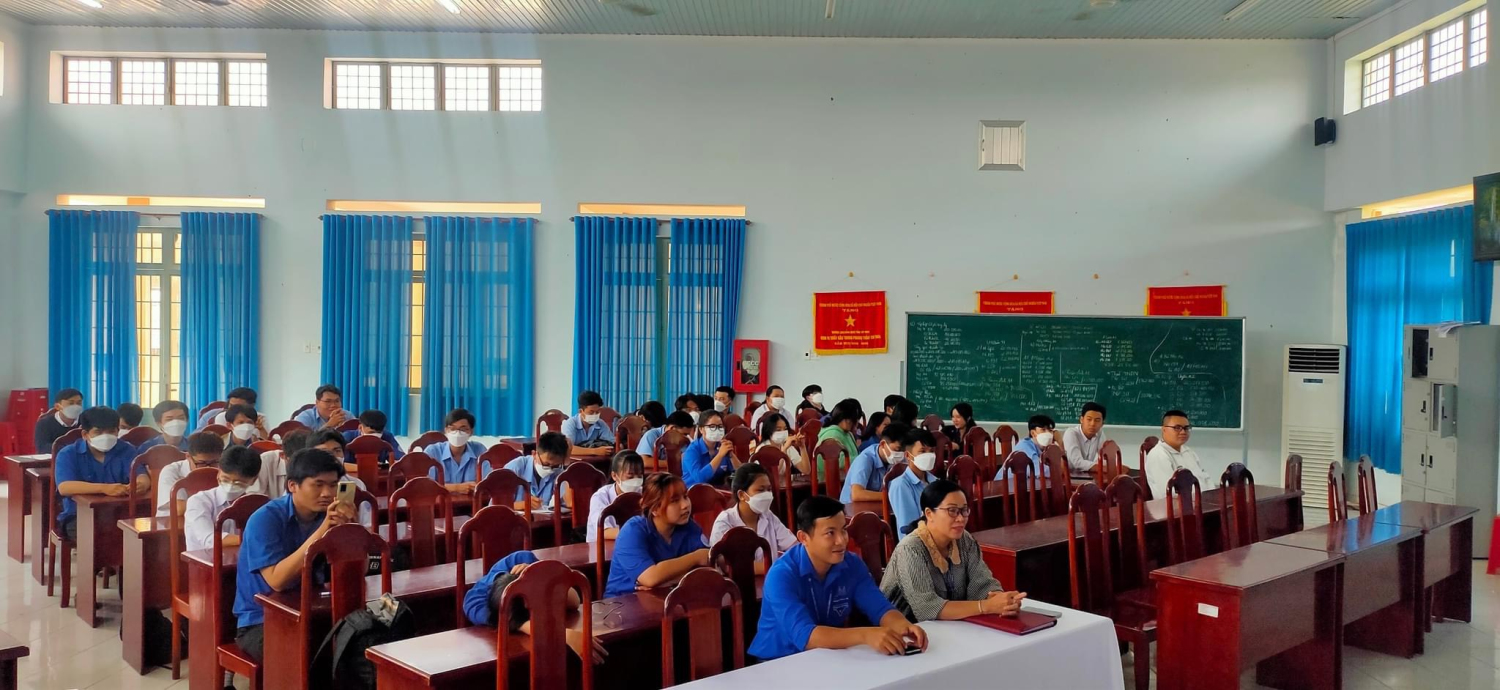 Đoàn trường Cao đẳng Nghề Tây Ninh tổ chức tuyên truyền về chủ quyền biển đảo, biên giới cho đoàn viên thanh niên lần 1