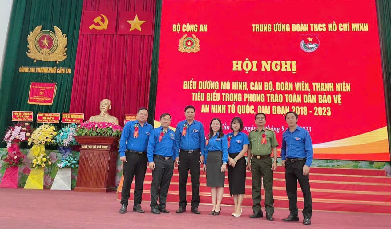 Đoàn TNCS Hồ Chí Minh tỉnh Tây Ninh vinh dự được biểu dương mô hình, cán bộ, đoàn viên, thanh niên tiêu biểu trong phong trào toàn dân bảo vệ an ninh Tổ quốc, giai đoạn 2018-2023