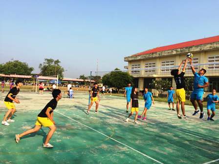 Thành phố Tây Ninh: Sôi nổi giải bóng chuyền nhân ngày truyền thống học sinh, sinh viên