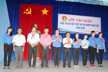 Trường Đoàn Tây Ninh khai giảng lớp tập huấn Phụ trách Đội nâng cao năm 2016