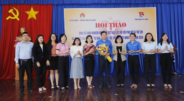 Ra mắt Câu lạc bộ “Tư vấn, giúp đỡ trẻ em tỉnh Tây Ninh giai đoạn 2020-2022”