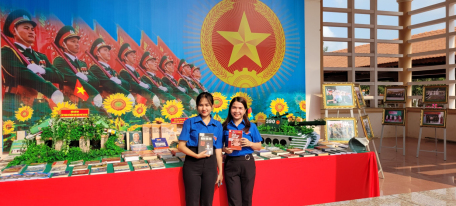Đoàn viên, thanh niên đoàn trường Trung cấp Y tế Tây Ninh tham gia chương trình khai mạc Ngày sách và Văn hóa đọc Việt Nam tại Sư đoàn 5