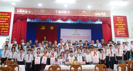 Tây Ninh: Gặp gỡ đoàn đại biểu tham dự Đại hội...