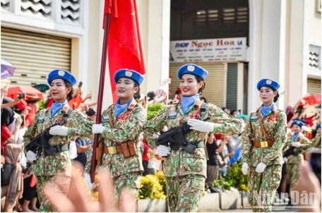LÒNG YÊU NƯỚC LAN TỎA TRONG LỄ DIỄU BINH, DIỄU...