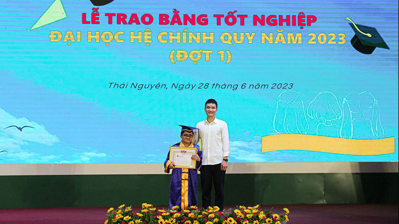 Đôi bạn đặc biệt