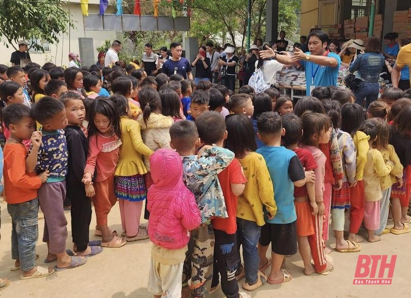 Người tài xế “chở ấm no” tới đồng bào vùng cao