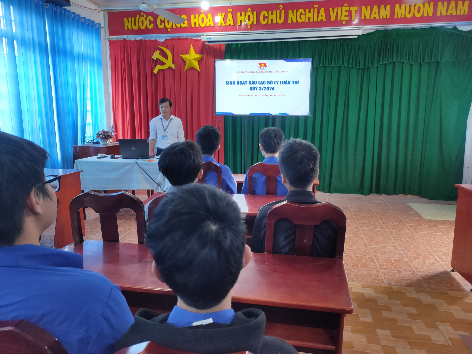 Đoàn trường Cao đẳng Nghề Tây Ninh sinh hoạt CLB Lý luận trẻ quý III năm 2024