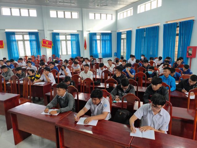 Đoàn trường Cao đẳng Nghề Tây Ninh tổ chức Chương trình “Triển khai mô hình, giải pháp hiệu quả trong cuộc vận động xây dựng giá trị hình mẫu thanh niên Việt Nam thời kỳ mới, giai đoạn 2018 – 2022”